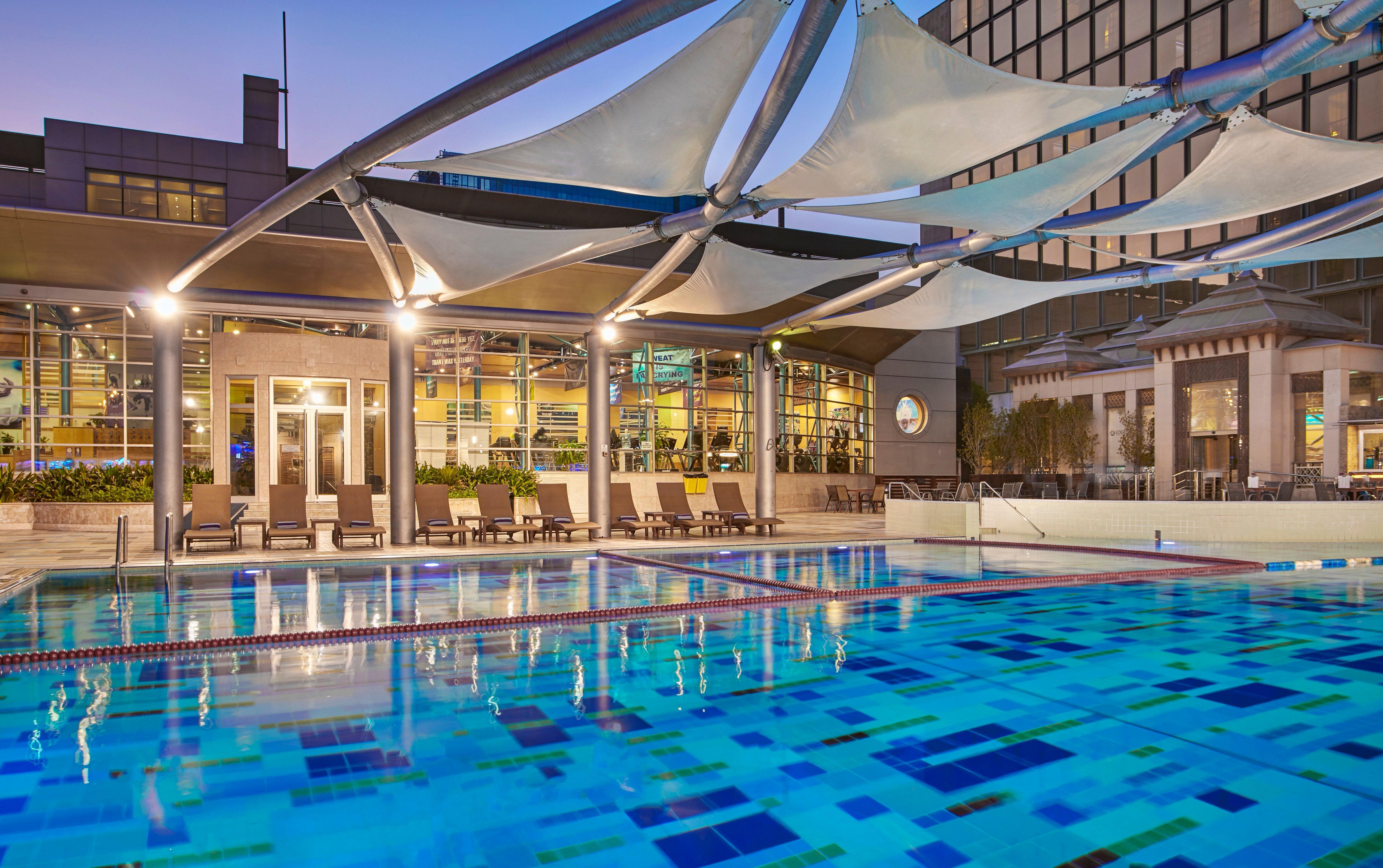 Crowne Plaza Kuwait Al Thuraya City By Ihg Kuwait City Екстер'єр фото